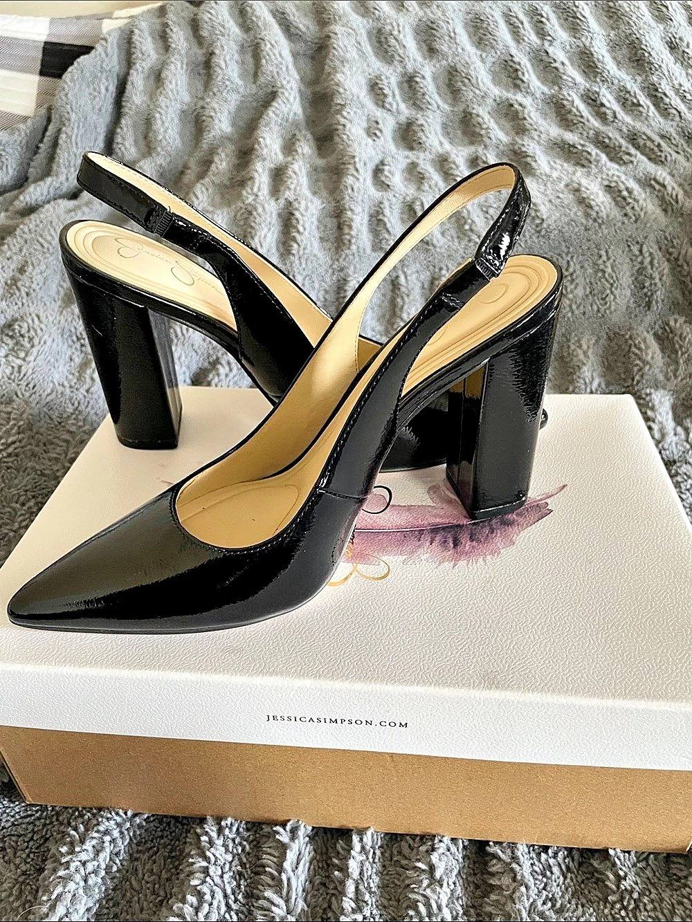 Jessica Simpson Noula Slingback Pointed Toe Pump Heels Black & Gold US 6.5